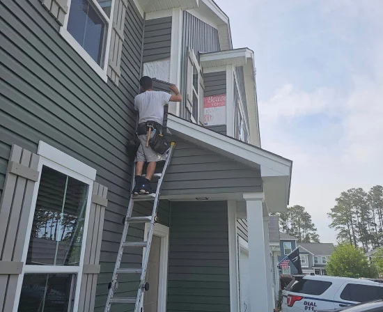 Membership taking roofer to new heights 10-2004