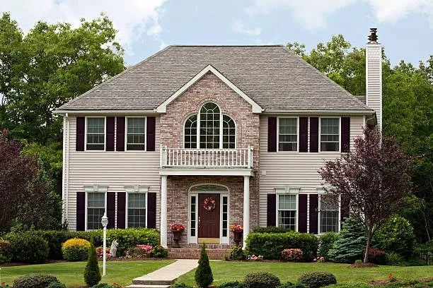 Emergency Roof Patch Tips Every Home Needs Now